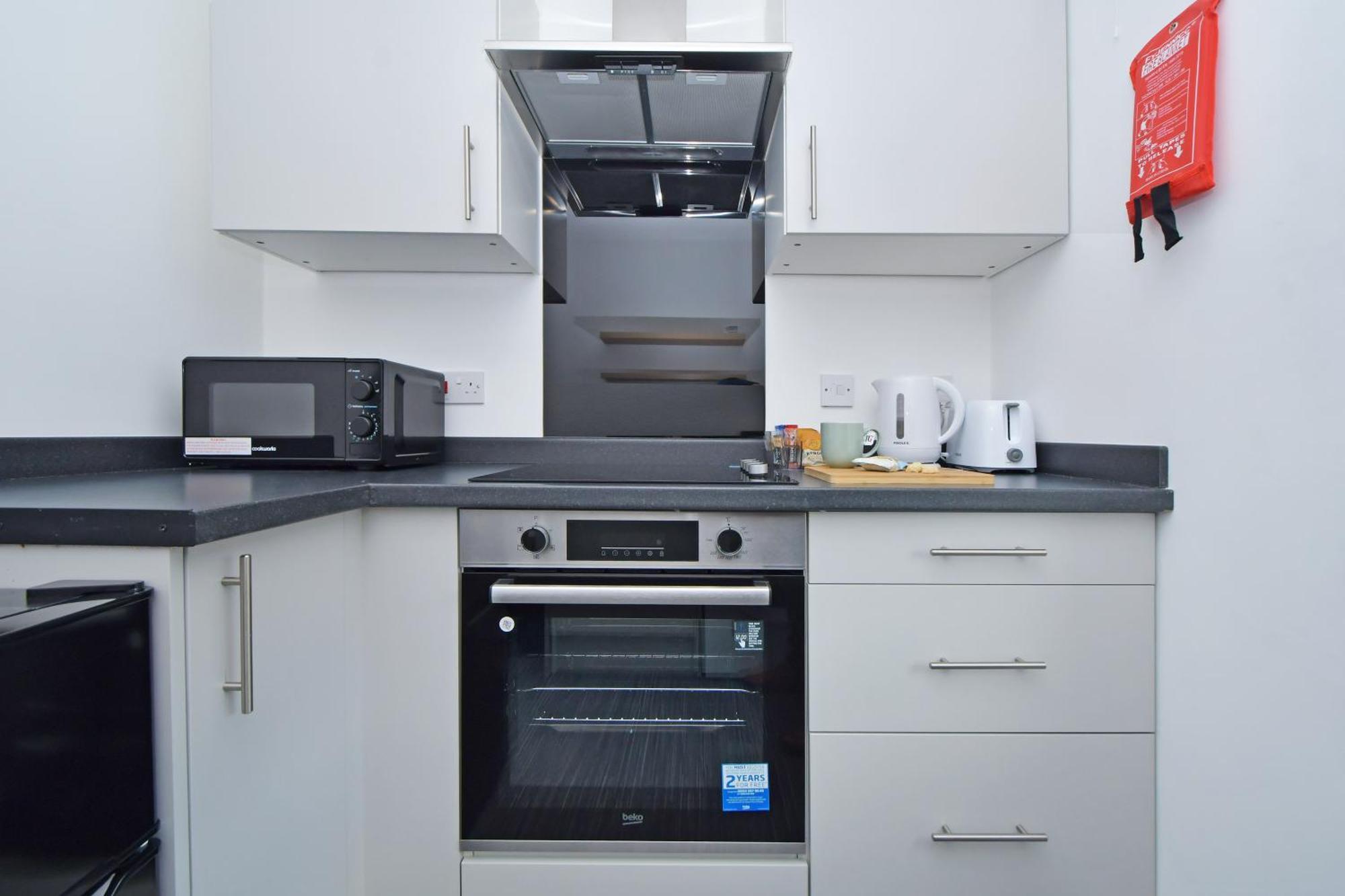 Sapphire Apartments By Yourstays - Luxury 2 Bedroom Apartments In Crewe Exterior foto