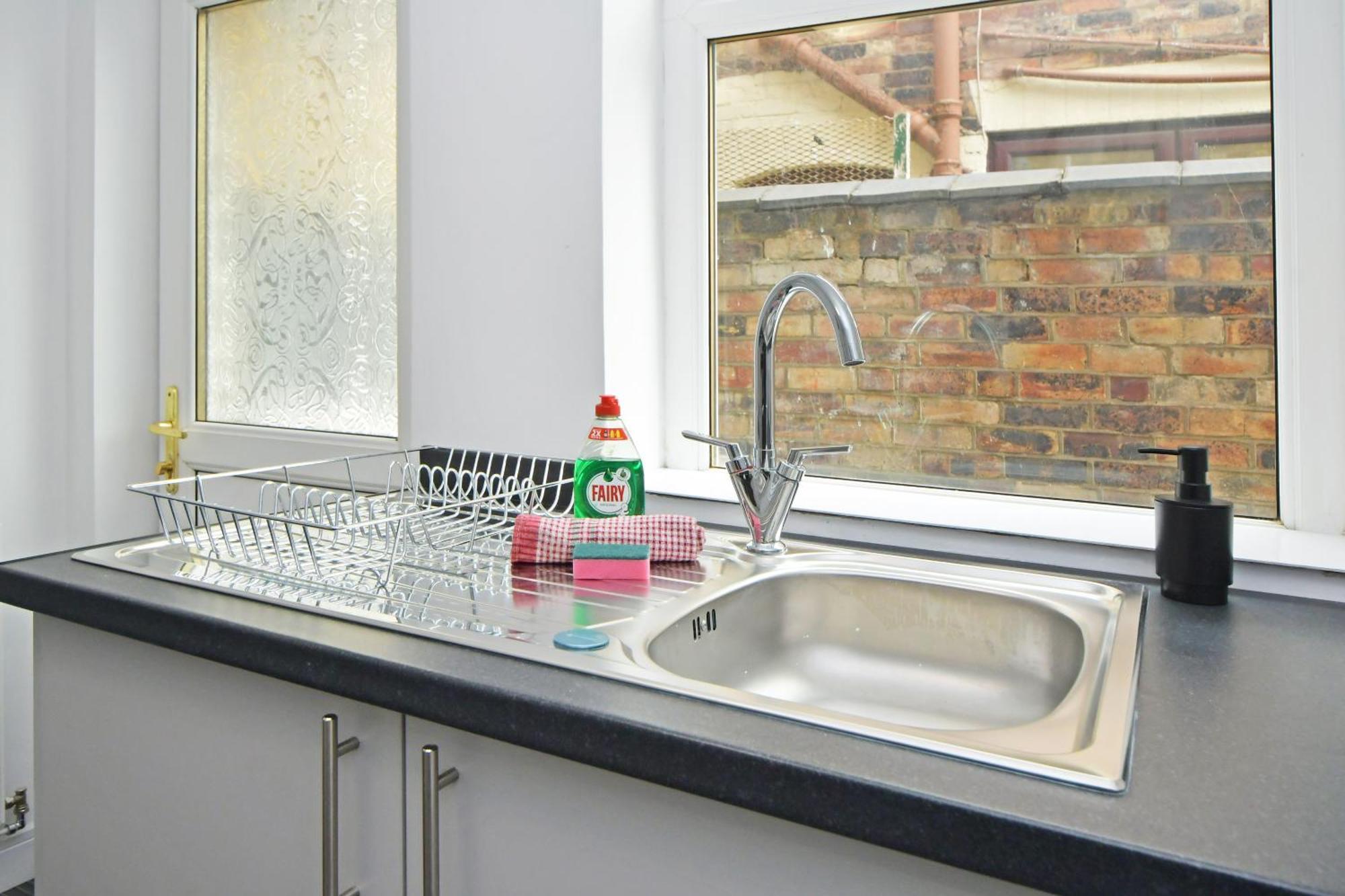 Sapphire Apartments By Yourstays - Luxury 2 Bedroom Apartments In Crewe Exterior foto